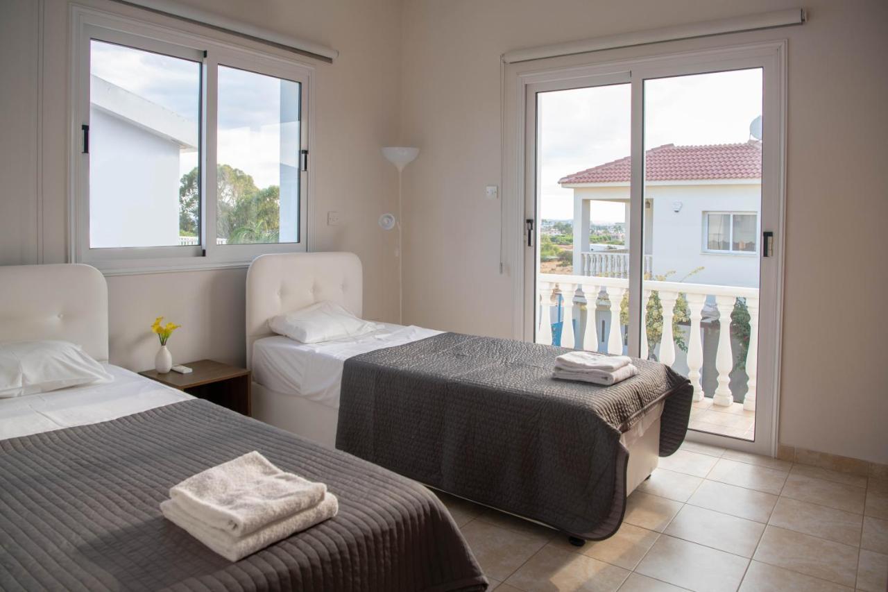 Villa Ruby Nissi Beach Ayia Napa Exterior photo